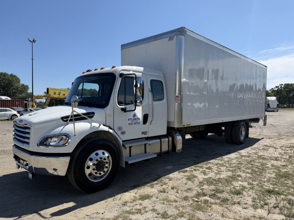 Atlantic Expedited box truck loading at a dock